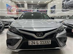 تۆیۆتا کامری